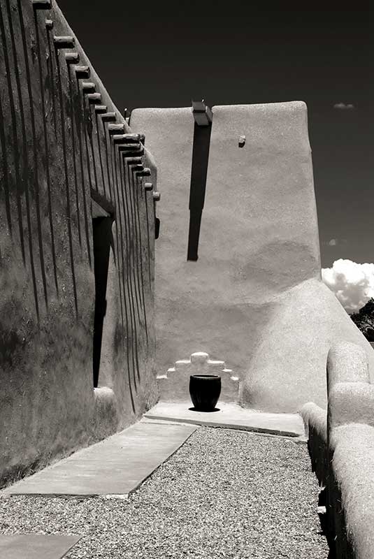 Assisi church,Taos, side view